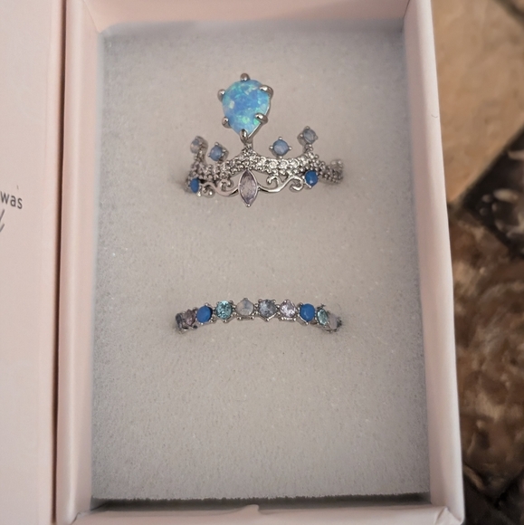 Bomb Party She Sparkles With A Smile - Picture 2 of 5